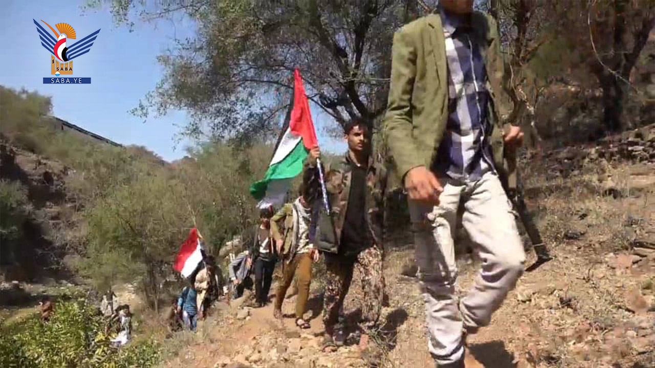 Maneuver & march in Mahwit city Maneuver & march in Mahwit city