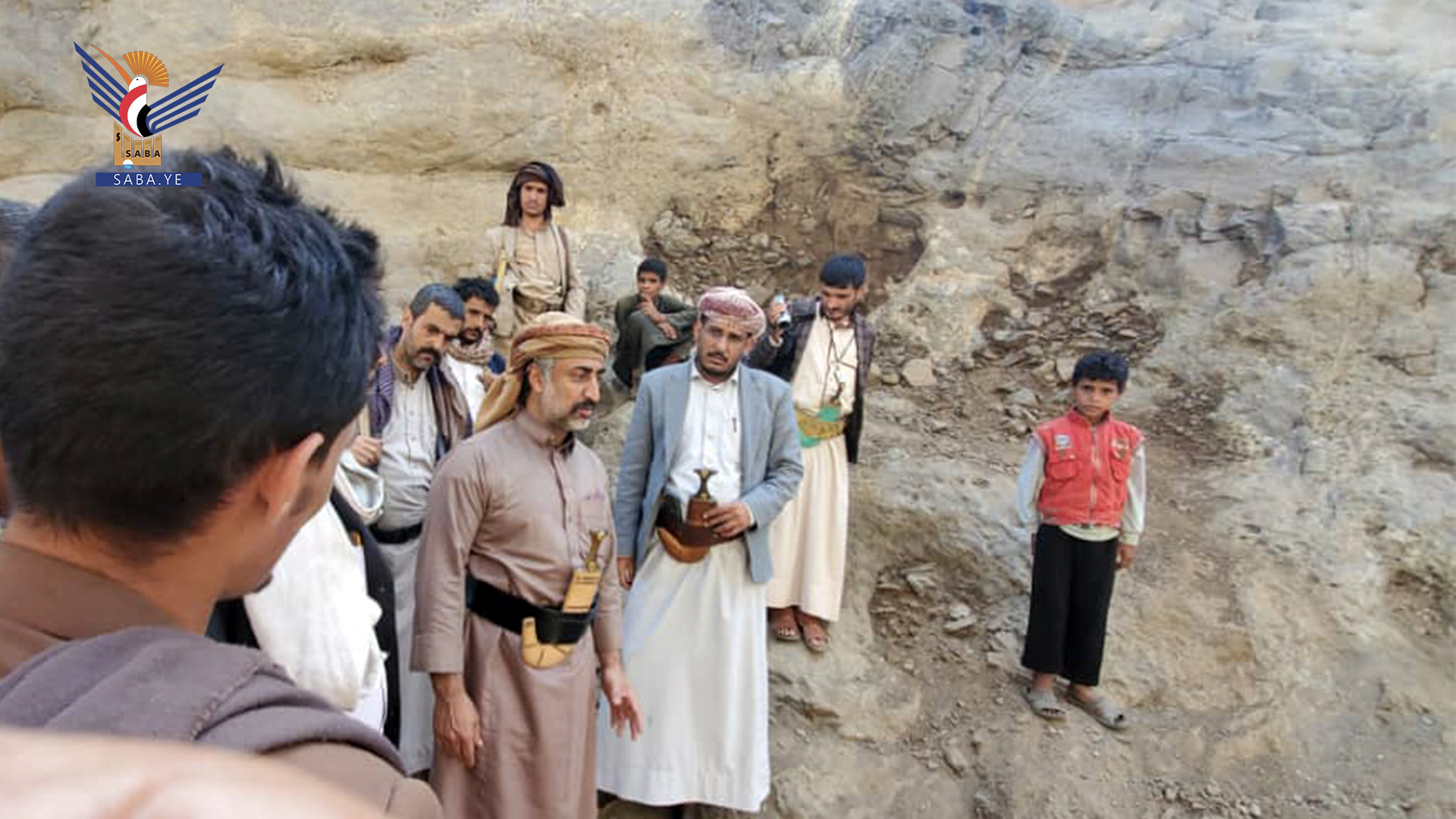 محافظ المحويت يتفقد سير مشروع حاجز وادي الاثب في بني سعد