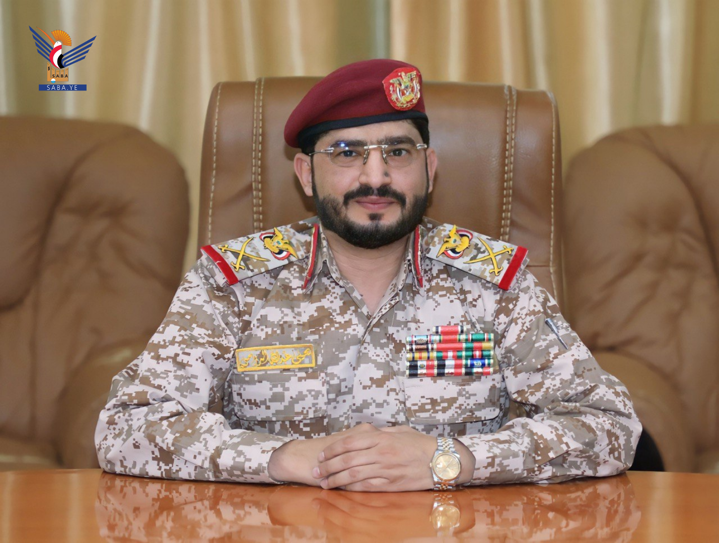 Generalmajor Al-Razami drückt Bedauern über das Verhalten der anderen Seite aus, das den Verlauf der Konsultationen behindert