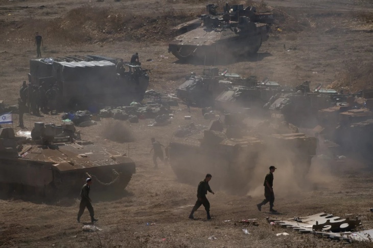 25 Israeli Soldiers injured in southern Lebanon clashes 25 Israeli Soldiers injured in southern Lebanon clashes