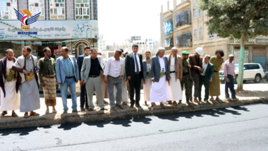 Dr Abu Luhum informé de l'avancement des travaux dans le projet de réhabilitation de la rue 24 dans la région d'Al-Sabil à Ibb