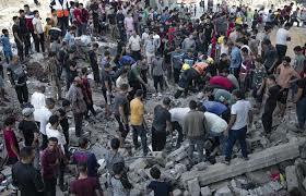 Märtyrer und Verwundete bei der Bombardierung von Gebieten in Rafah und Khan Yunis durch den zionistischen Feind
