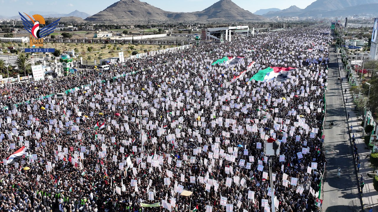 خروج مليوني بالعاصمة صنعاء في مسيرة "ثابتون على الموقف.. مع غزة حتى النصر"