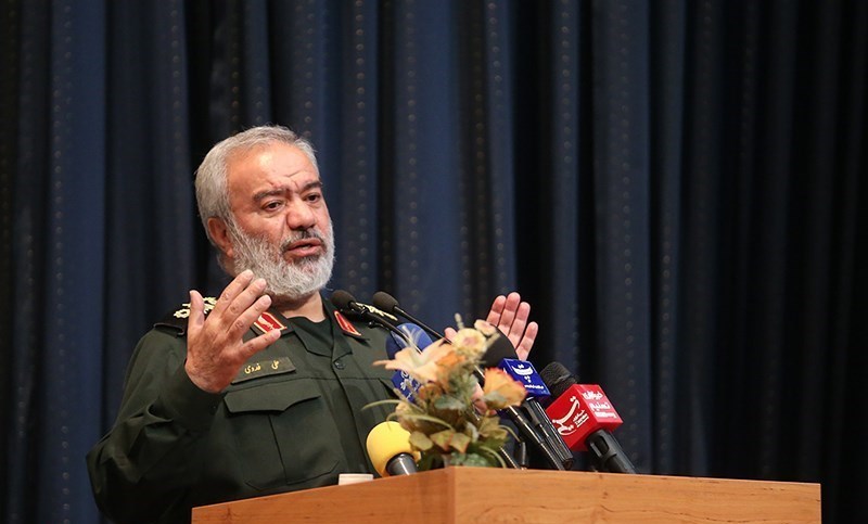 Iranischen Behörden verhaften mit dem amerikanischen Geheimdienst in Verbindung stehende Spione Iranischen Behörden verhaften mit dem amerikanischen Geheimdienst in Verbindung stehende Spione