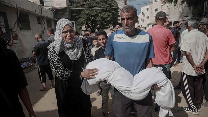استشهاد 27 فلسطينياً بينهم 5 من منتظري المساعدات في قطاع غزة منذ الفجر