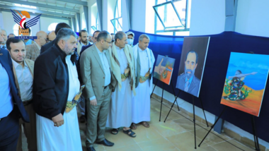 Le président Al-Mashat inaugure la salle des sports du Martyr Hassan Zaid et lance le projet de reboisement de la cité des sports d'Al-Thawra