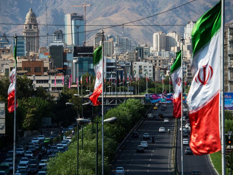 طهران تتقدم بطلب للانضمام إلى مجموعة طهران تتقدم بطلب للانضمام إلى مجموعة