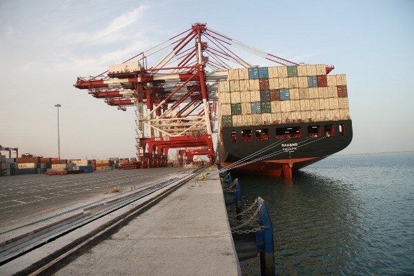 إيران.. التبادل التجاري مع دول الجوار يسجل 12.3 مليار دولار إيران.. التبادل التجاري مع دول الجوار يسجل 12.3 مليار دولار