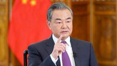 Chinese FM promises to help restore peace in Mideast