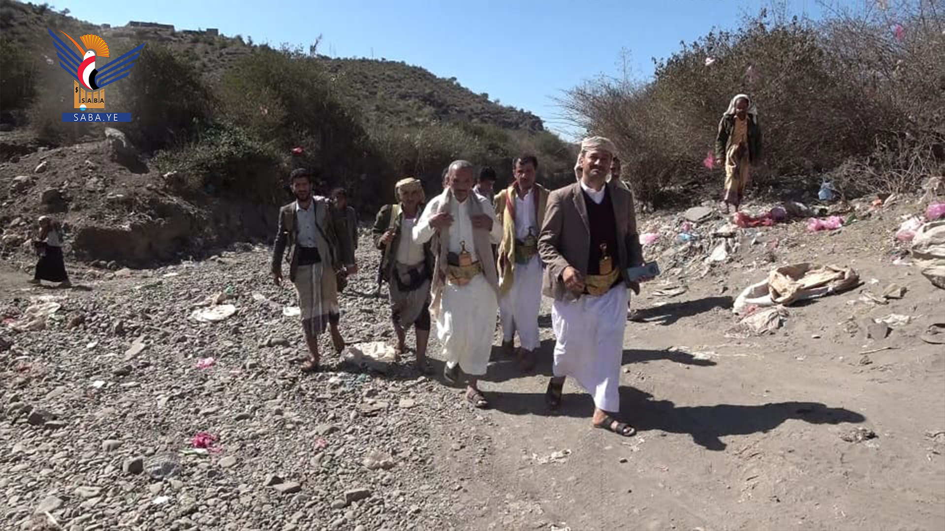 Travaux au pont (Jisr) Al-Lafj dans le district d'Al-Hasha à Dhalea inspectés