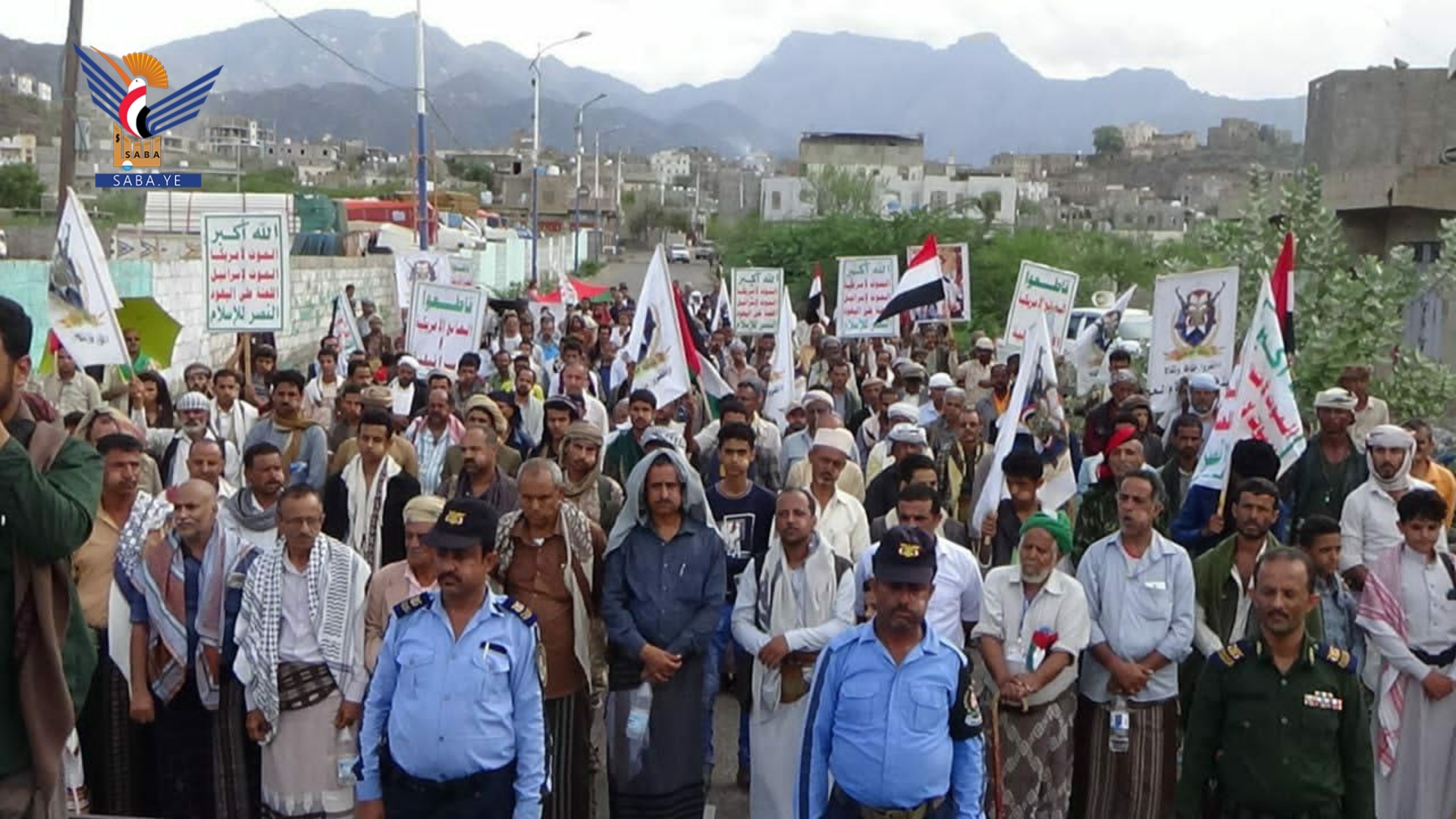 مسيرة حاشدة بلحج تحت شعار "وفاء يمن الأنصار لغزة الأحرار"