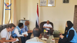 SCMCHA discusses with OCHA office director in Yemen repercussions of stopping food aid