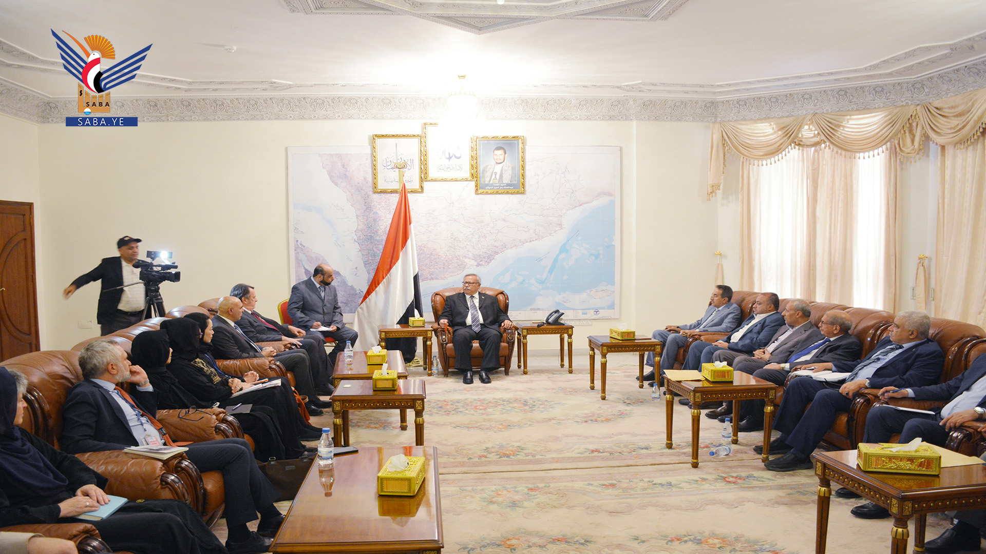 رئيس الوزراء يستقبل وفد مديري الطوارئ من عدد من المنظمات الدولية رئيس الوزراء يستقبل وفد مديري الطوارئ من عدد من المنظمات الدولية