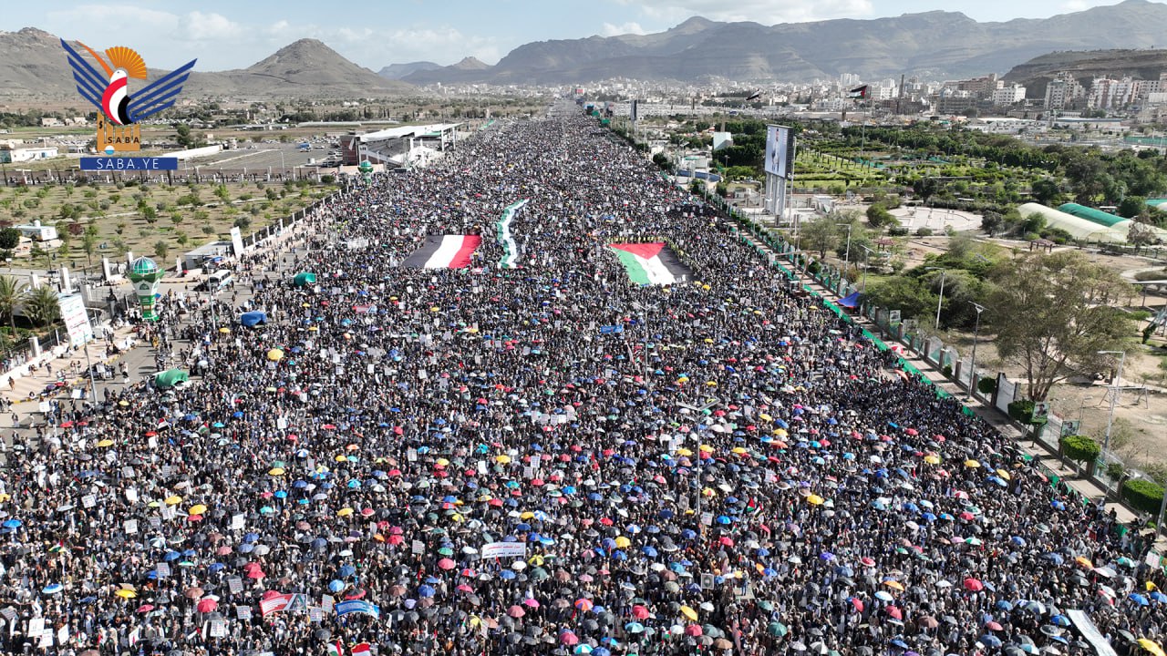 خروج مليوني بالعاصمة صنعاء في مسيرة "وفاء يمن الأنصار لغزة الأحرار"