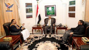 Sana'a PM discusses with Sana'a mayor efforts to improve utilities