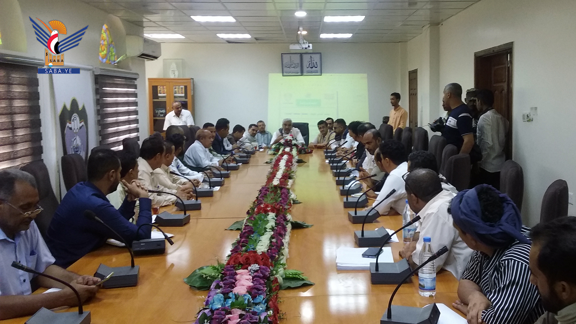 Erörterung der Bereitschaft der touristischen Einrichtungen in Hodeidah, die Touristensaison zu erhalten