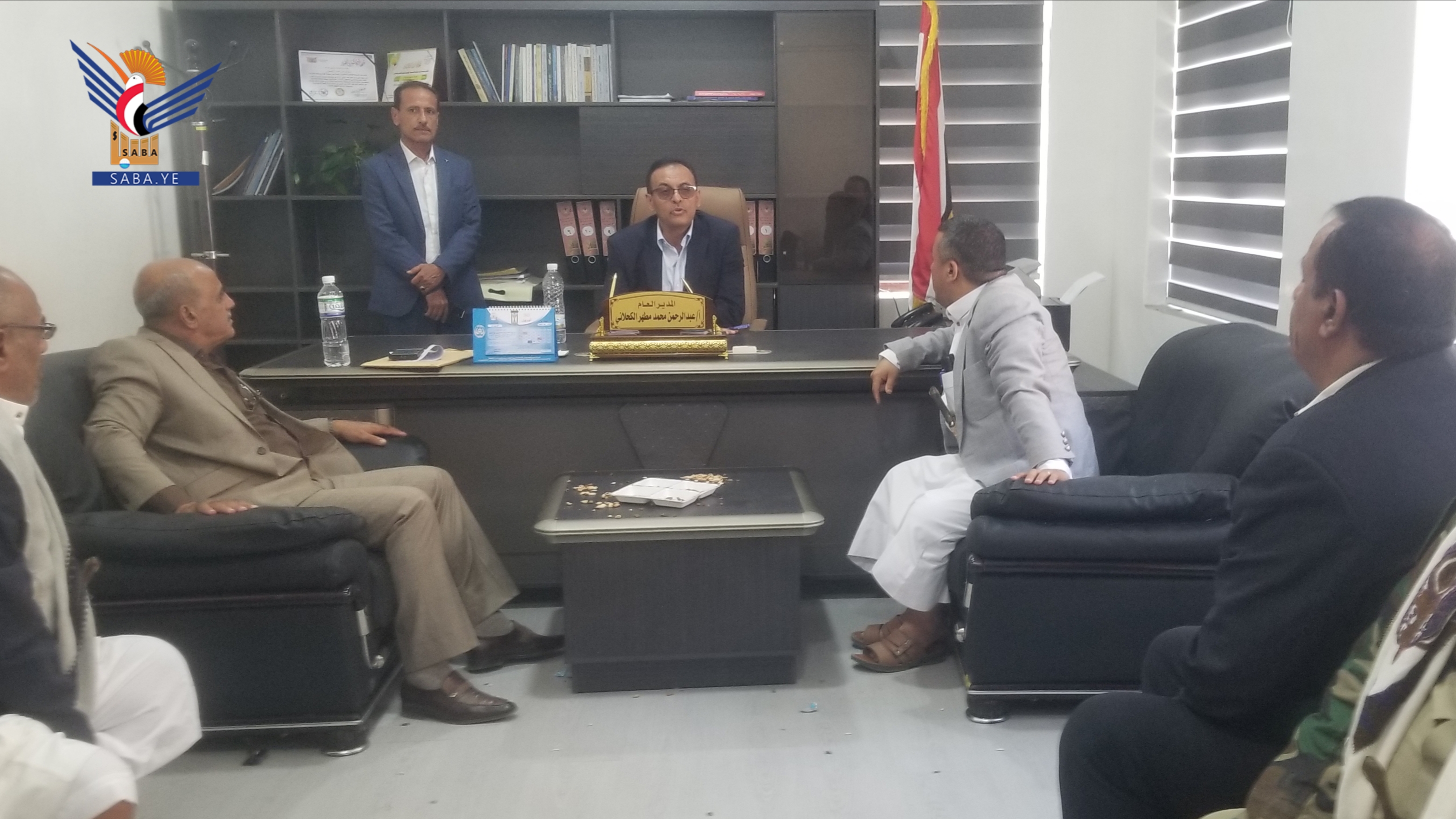 الاطلاع على سير العمل في الوحدات التنفيذية التابعة لمصلحة الضرائب