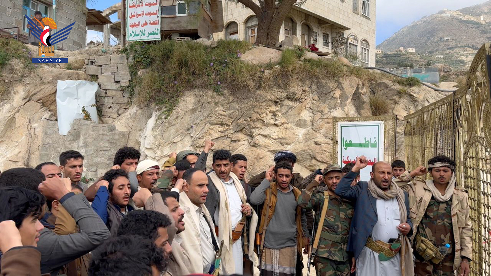 President Al-Mashat visits Haidan district & tomb of martyr leader Hussein Al-Houthi in Maran