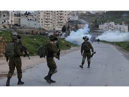 Seven Palestinians injured as Zionist forces raid W Bank towns Seven Palestinians injured as Zionist forces raid W Bank towns
