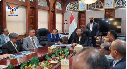 رئیس‌جمهور المشاط با حوزه بانکی در بانک مرکزی در صنعا دیدار کرد 