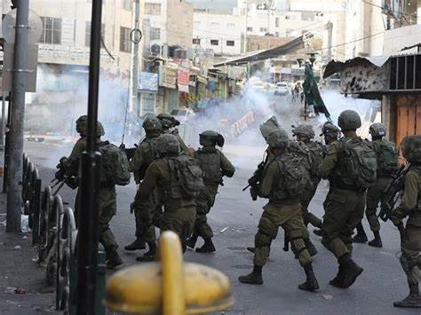 الأورومتوسطي: تهجير العدو الصهيوني آلاف الفلسطينيين قسرًا بالضفة إعادة إنتاج لجريمة الإبادة الأورومتوسطي: تهجير العدو الصهيوني آلاف الفلسطينيين قسرًا بالضفة إعادة إنتاج لجريمة الإبادة
