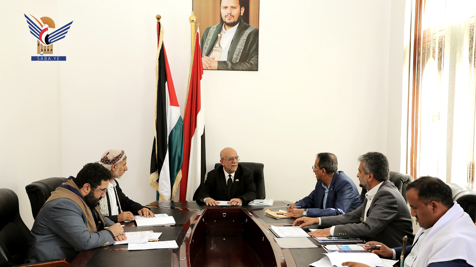 هيئة رئاسة مجلس الوزراء تناقش مستوى الأداء الحكومي خلال الأسابيع الماضية
