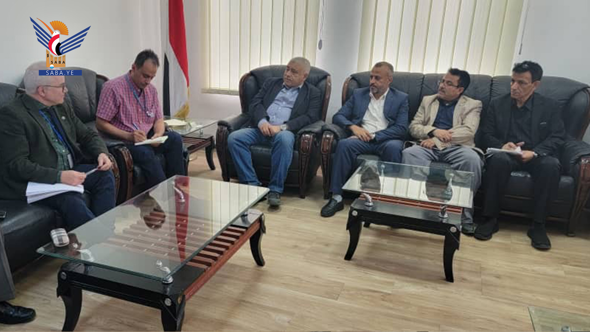 وزير الزراعة يلتقي بصنعاء ممثلي منظمة الٲغذية والزراعة (الفاو) وزير الزراعة يلتقي بصنعاء ممثلي منظمة الٲغذية والزراعة (الفاو)