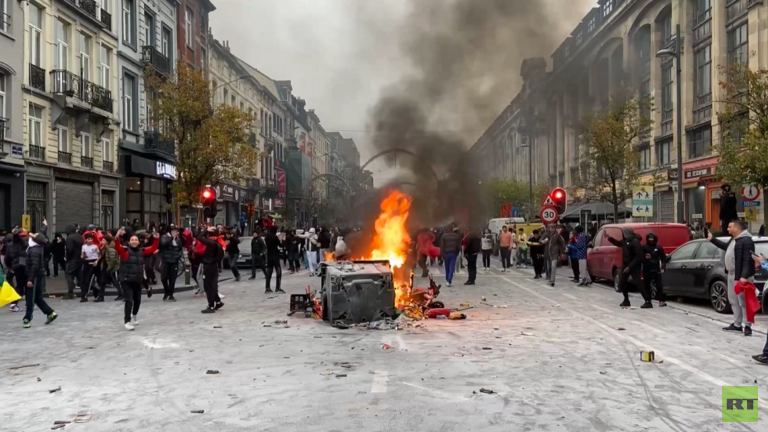 الفوضى تسود في شوارع بروكسل بعد فوز المغرب على بلجيكا