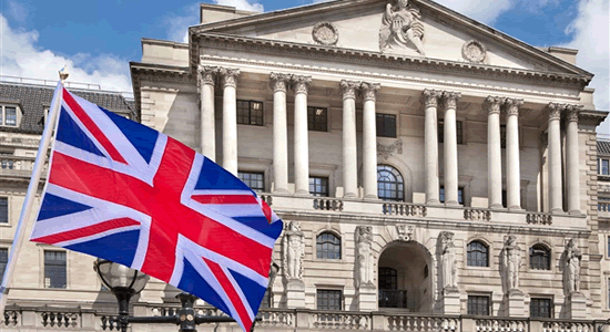  بنك انجلترا يقر رفع معدلات الفائدة بشكل كبير للحد من التضخم