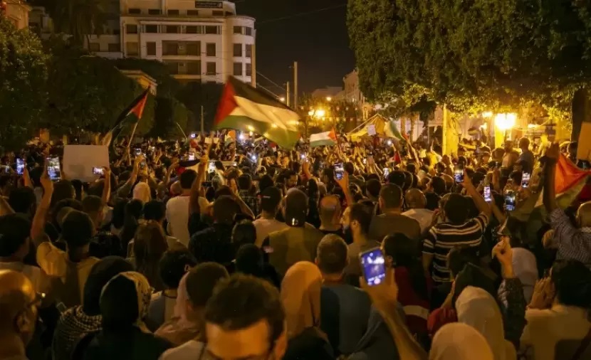 مظاهرة في باريس مُنددة بإنذارات إخلاء العدو الصهيوني لمستشفيات شمال غزة مظاهرة في باريس مُنددة بإنذارات إخلاء العدو الصهيوني لمستشفيات شمال غزة