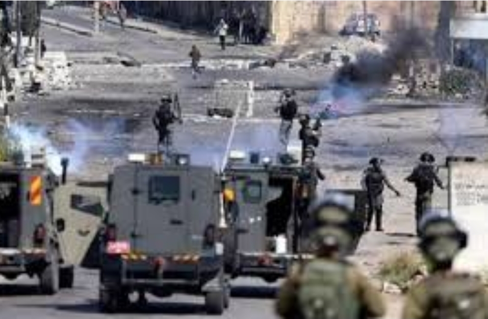 Suffocation injuries during clashes with enemy forces west of Bethlehem 