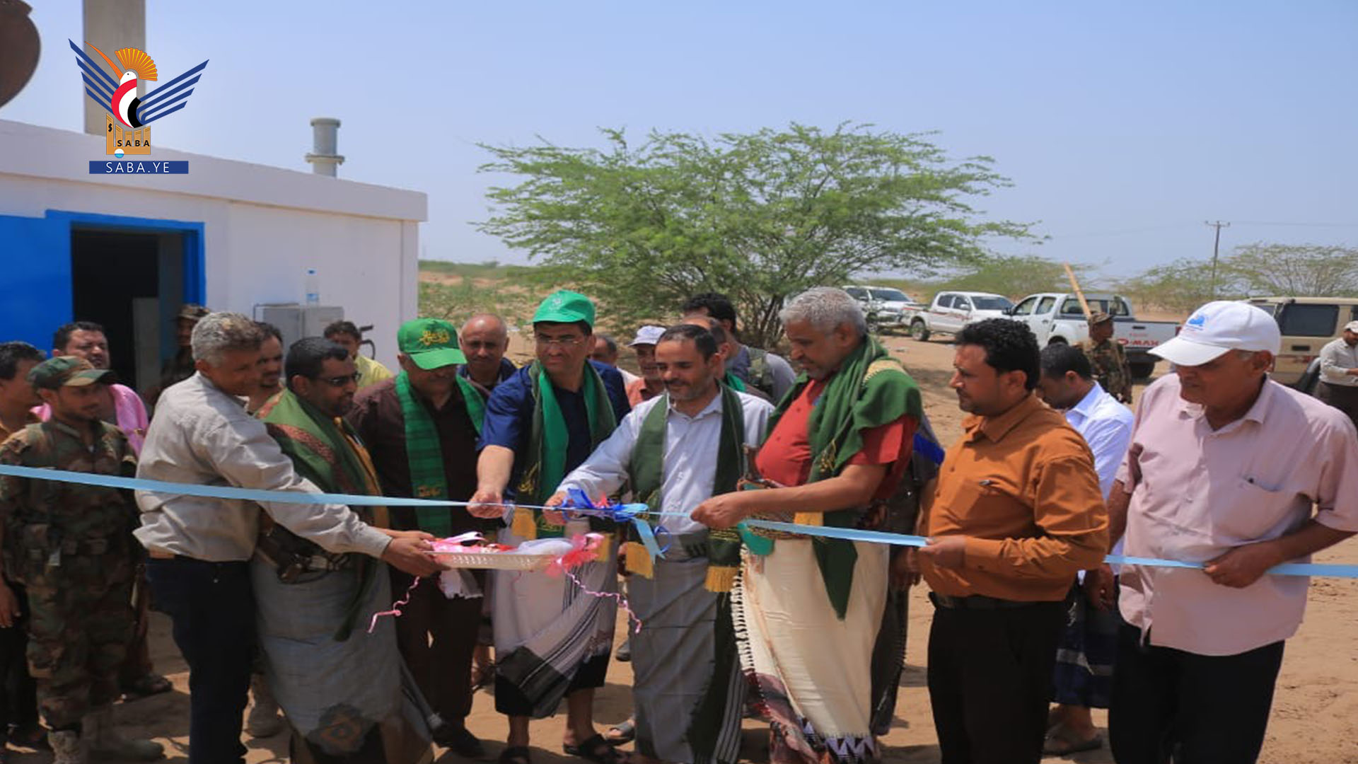 Le vice-Premier ministre inaugure un système d'énergie solaire pour le pompage de l'eau à Hodeida