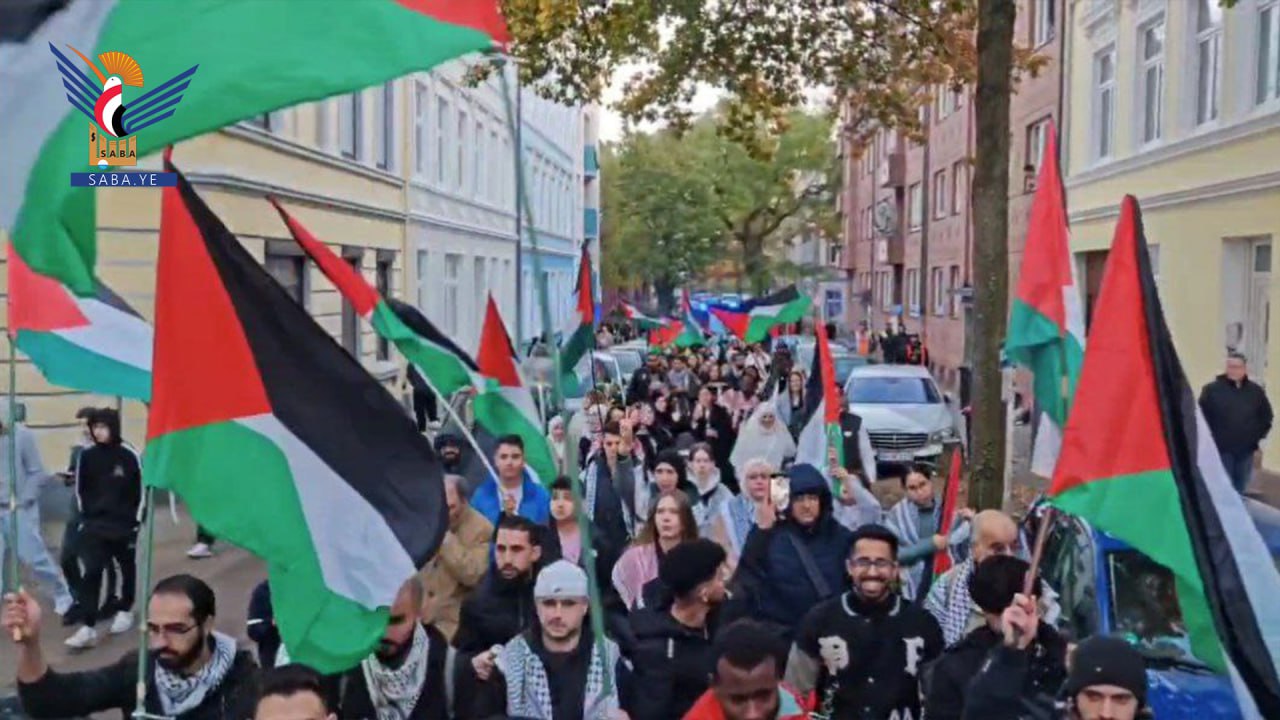 مسيرة حاشدة في مدينة هامبورغ الألمانية بمشاركة الجاليات اليمنية والفلسطينية واللبنانية