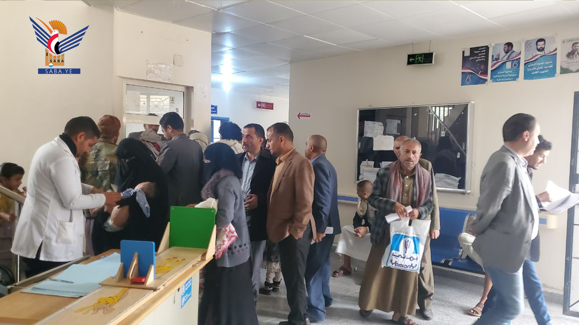 تدشين مخيمين طبيين مجانيين لأسر الشهداء بمحافظة صنعاء