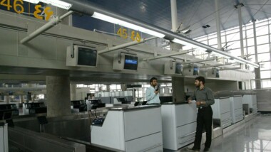ایران پایان تعلیق پروازها در تمامی فرودگاه های خود را اعلام کرد