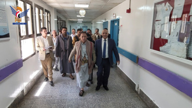 Health deputy minister inspects progress of work at al-Sabeen Hospital 