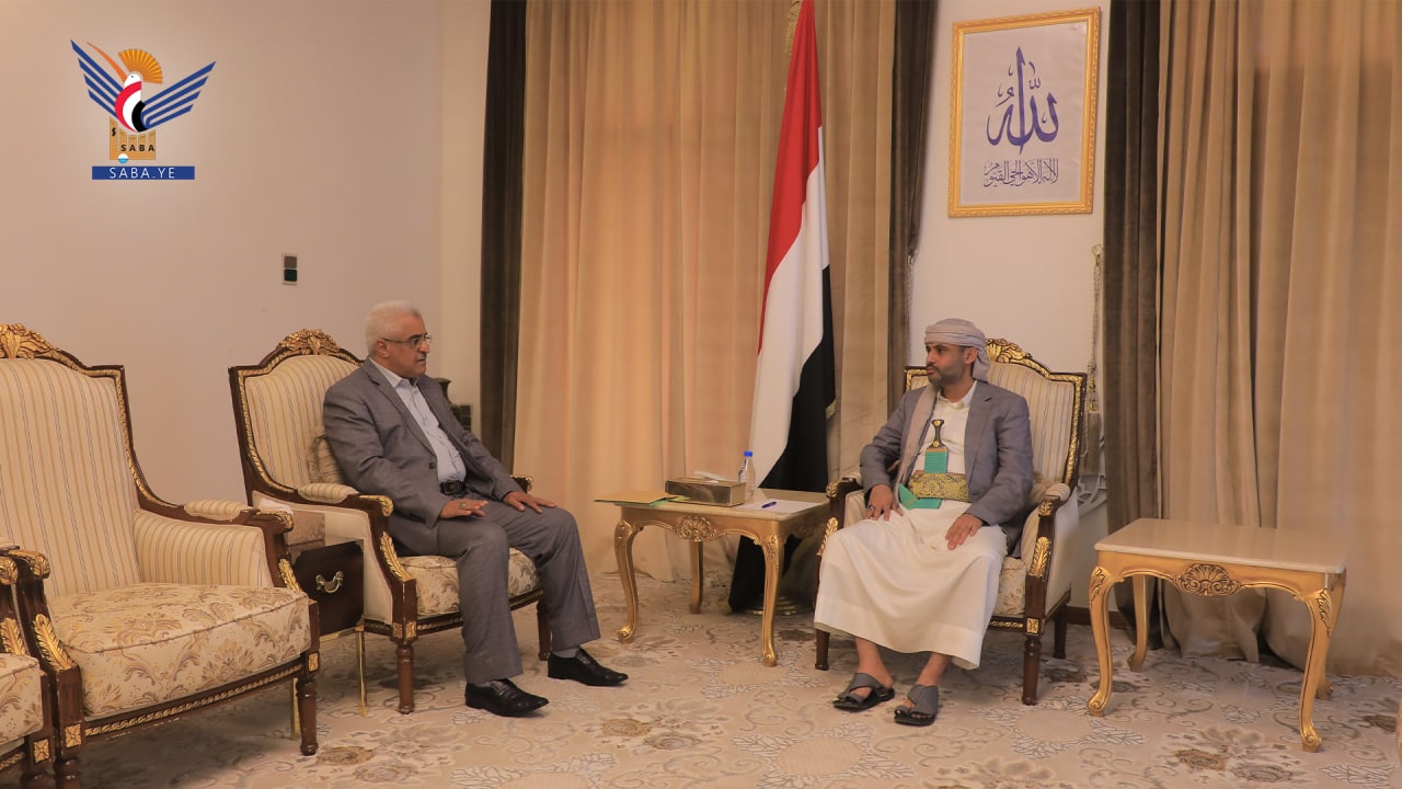   Le président Al-Mashat salue l'achèvement du travail de mise en réseau des tribunaux