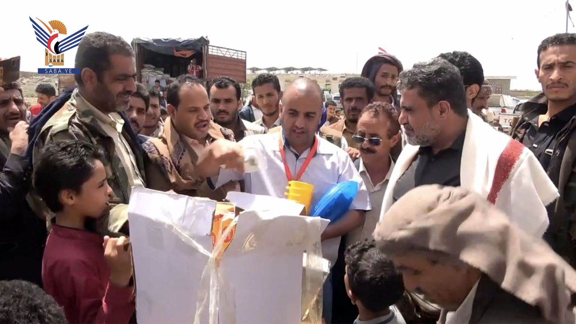 Bayda Governor inaugurates Beehives distribution project in Al-Tafa district