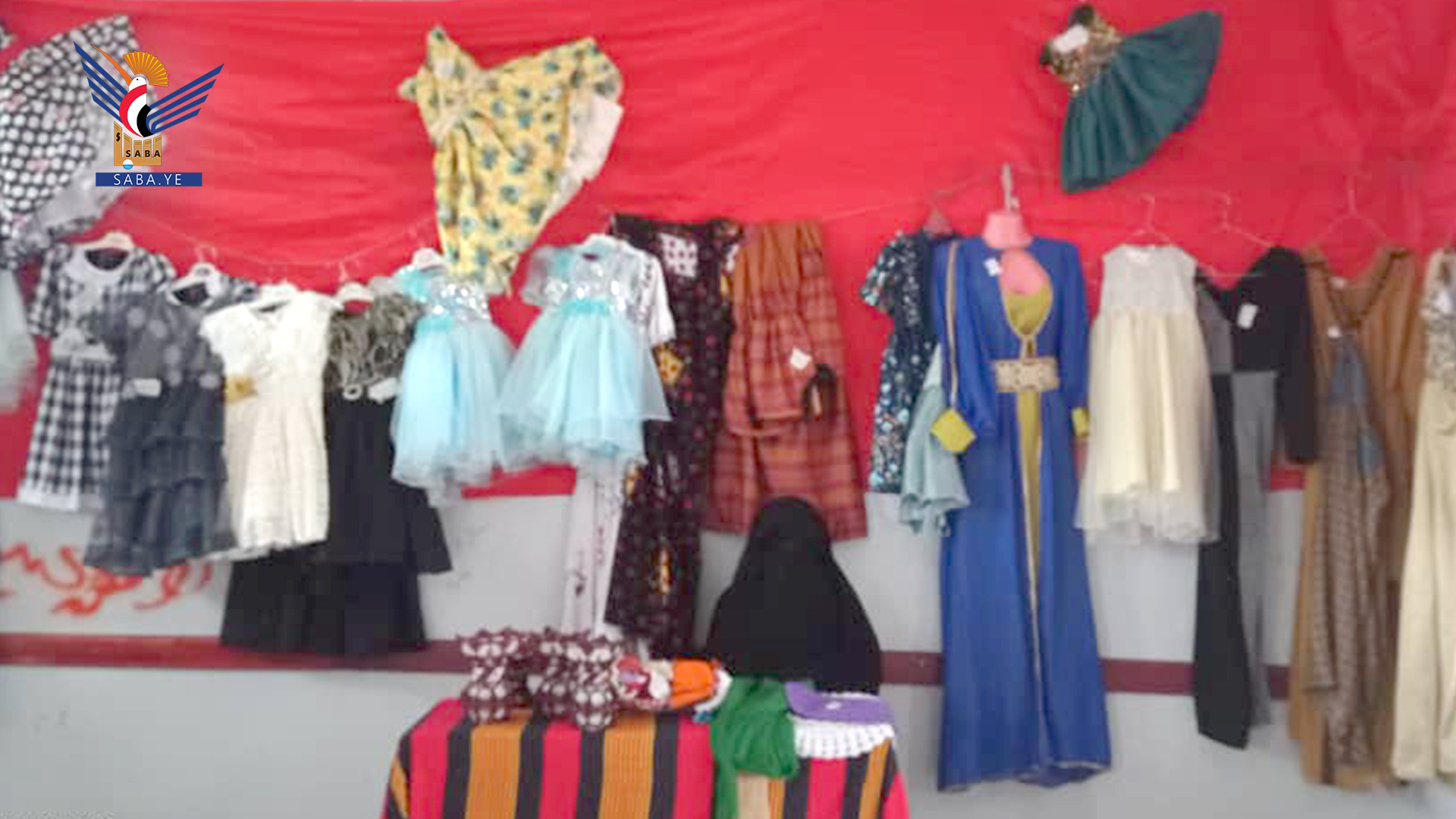 L'ouverture du troisième bazar de production locale pour soutenir les familles productives du district de Sanhan, Sanaa