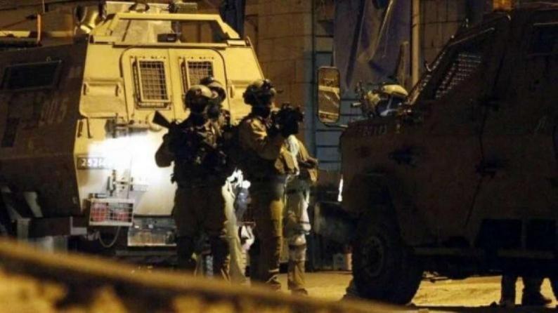 Occupier raids villages, towns in West Bank Occupier raids villages, towns in West Bank