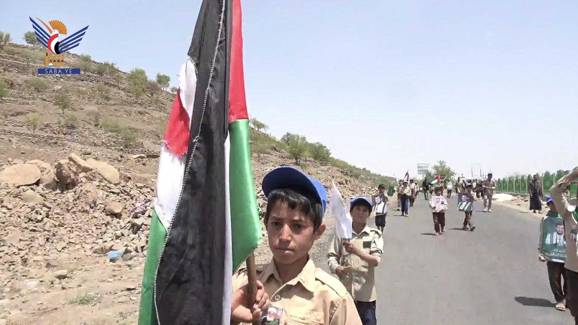 مسير لطلاب مدرسة الشهداء الصيفية في مديرية الحيمة الداخلية