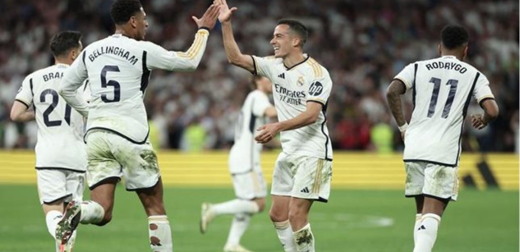 الدوري الاسباني: ريال مدريد يتغلب على برشلونة بثلاثة اهداف لهدفين الدوري الاسباني: ريال مدريد يتغلب على برشلونة بثلاثة اهداف لهدفين