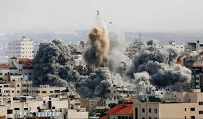یک شهید و تعدادی مجروح بر اثر بمباران مناطقی در مرکز نوار غزه توسط دشمن صهیونیستی