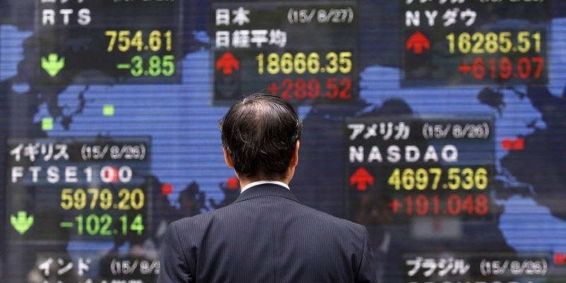 انخفاض مؤشرات الأسهم اليابانية بداية التعاملات ببورصة طوكيو