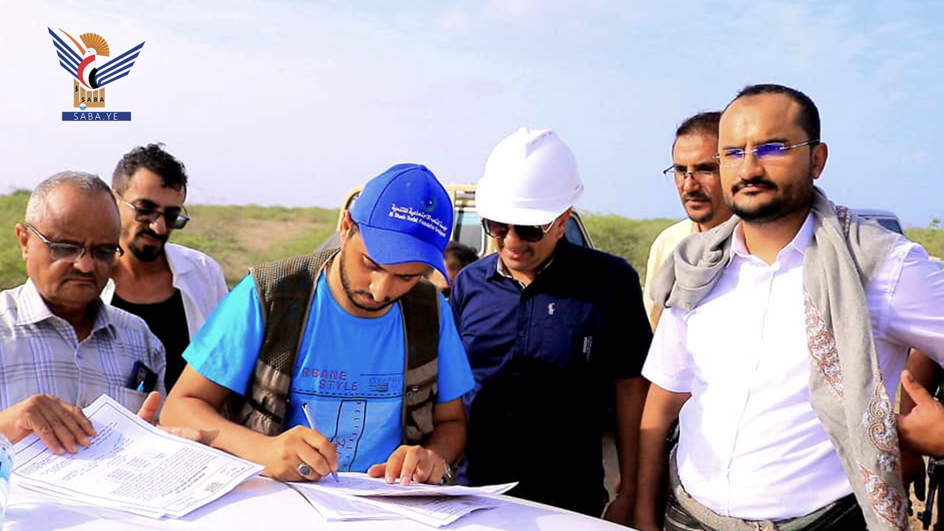 Handing over investment sites to establish industrial complex & projects in industrial zone in Hodeida