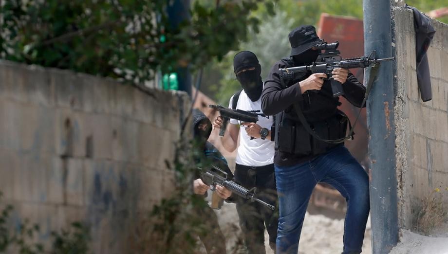 Palestinian fightersopen fire towards Zionist enemy forces in Tulkarm & Jenin