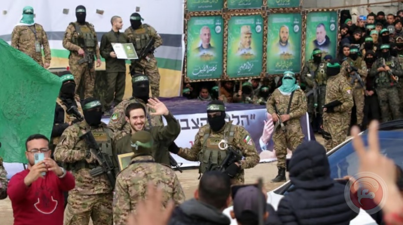 Hamas source: One Israeli prisoner killed, two wounded among shelling victims Hamas source: One Israeli prisoner killed, two wounded among shelling victims