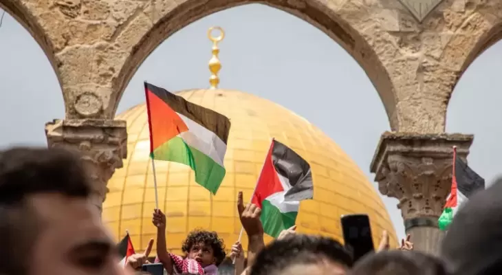Calls in Quds for mobilization and presence at Al-Aqsa Mosque Calls in Quds for mobilization and presence at Al-Aqsa Mosque