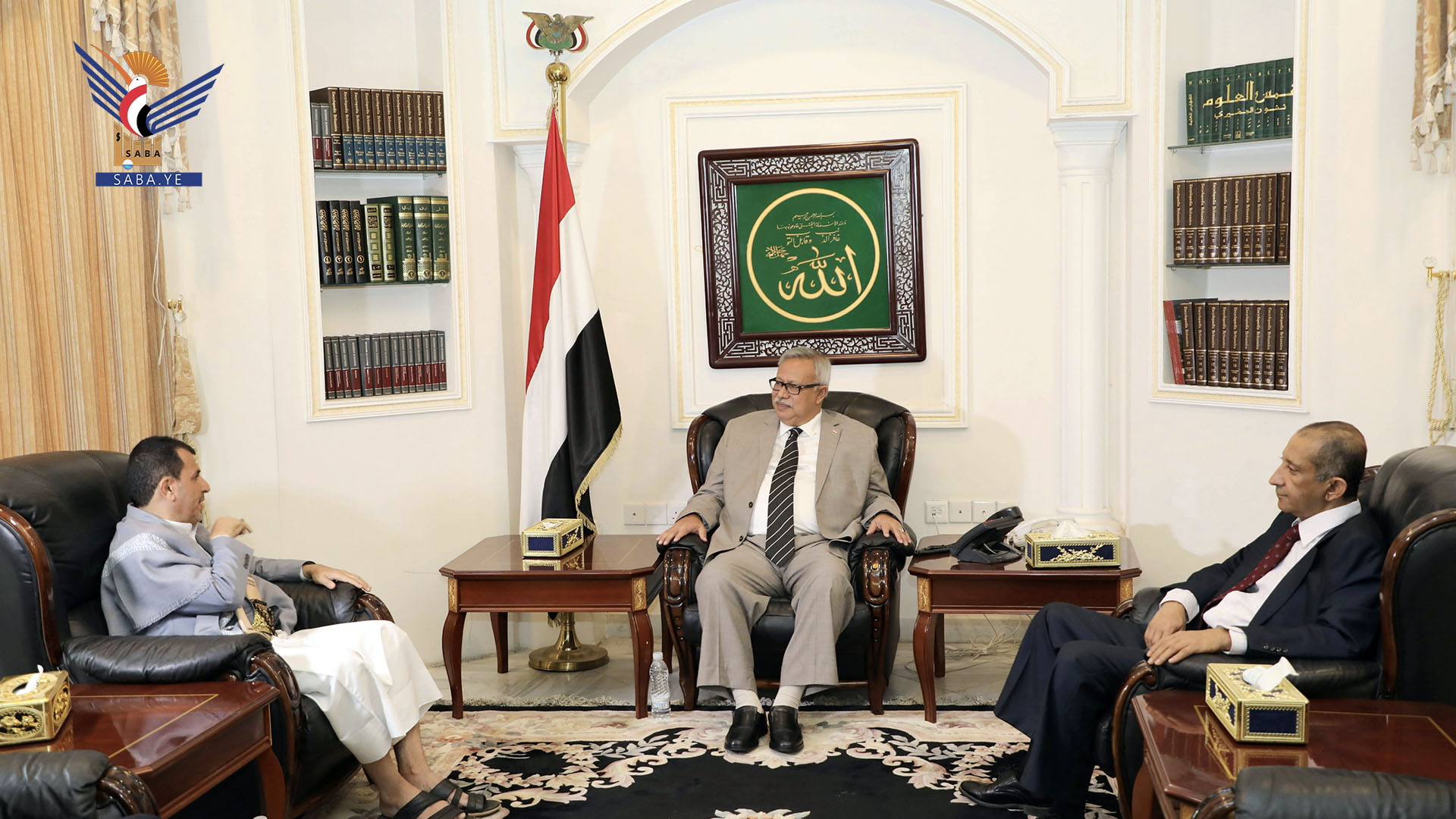 Dr Bin Habtoor discute avec le ministre de la Santé des conditions du secteur de la santé Dr Bin Habtoor discute avec le ministre de la Santé des conditions du secteur de la santé