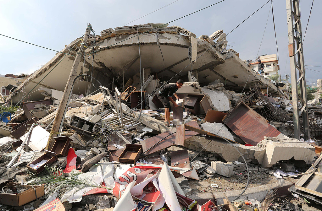 Human rights monitor warns of unprecedented health & environmental disaster in Gaza Human rights monitor warns of unprecedented health & environmental disaster in Gaza